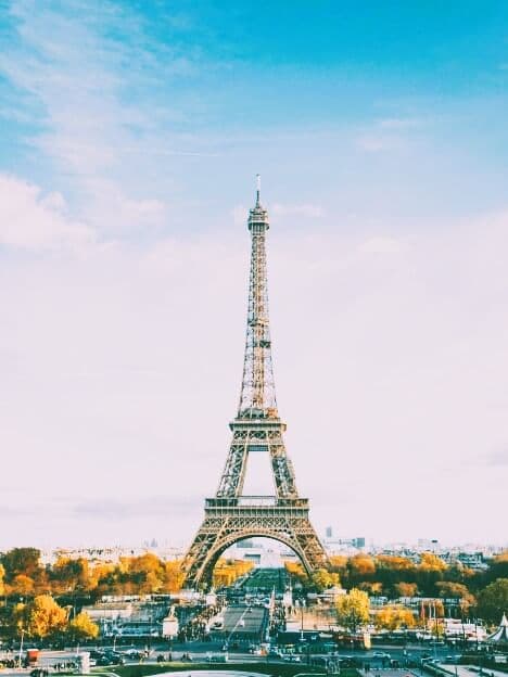 Flyg till Paris