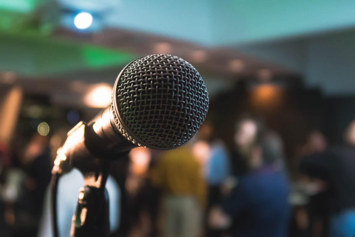 Konferenssit